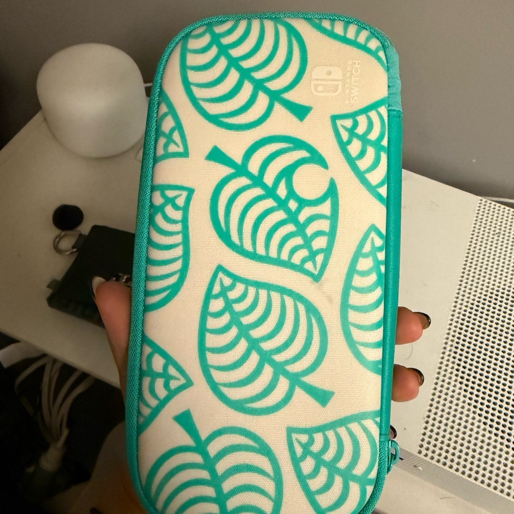 Nintendo Switch Teal Leaf Design Case